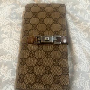 Gucci Vintage Wallet